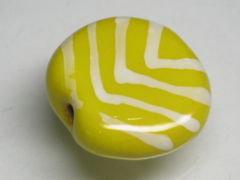 TOKO-BEADS KZ033-03 Kenyan ceramic bead 21.5mm KZ033-03 ケニアセラミックビーズ 21.5mmKazuri カズリビーズ Asian bead & African bead  Handmade,Lampeork,bead,asia,india,ethnic,parts,accessory,beads とんぼ玉,ビーズ,トンボ玉,アジア,インド,エスニック,手作り,パーツ,アクセサリー