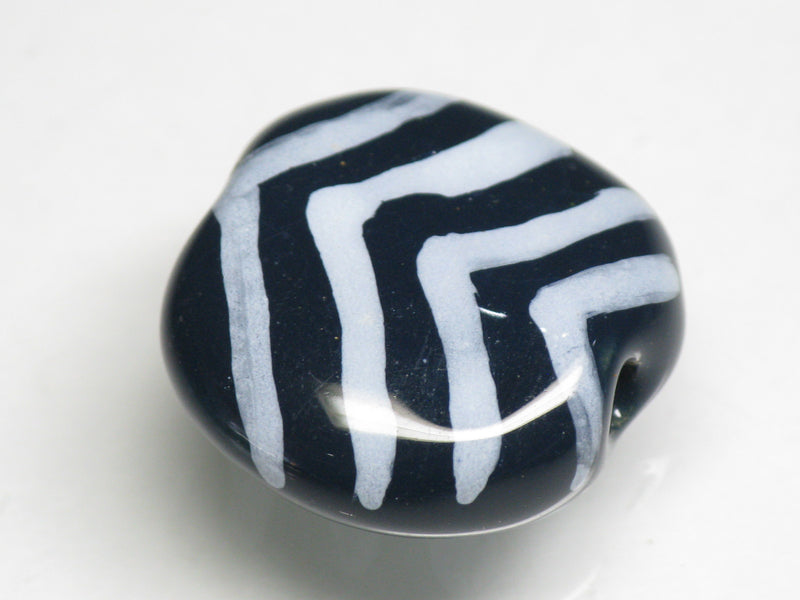 TOKO-BEADS KZ033-05 Kenyan ceramic bead 19mm KZ033-05 ケニアセラミックビーズ 19mmKazuri カズリビーズ Asian bead & African bead  Handmade,Lampeork,bead,asia,india,ethnic,parts,accessory,beads とんぼ玉,ビーズ,トンボ玉,アジア,インド,エスニック,手作り,パーツ,アクセサリー