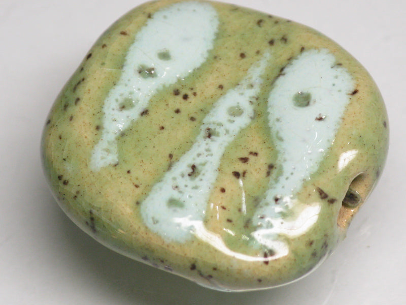 TOKO-BEADS KZ034-25 Kenyan ceramic bead 24mm KZ034-25 ケニアセラミックビーズ 24mmKazuri カズリビーズ Asian bead & African bead  Handmade,Lampeork,bead,asia,india,ethnic,parts,accessory,beads とんぼ玉,ビーズ,トンボ玉,アジア,インド,エスニック,手作り,パーツ,アクセサリー