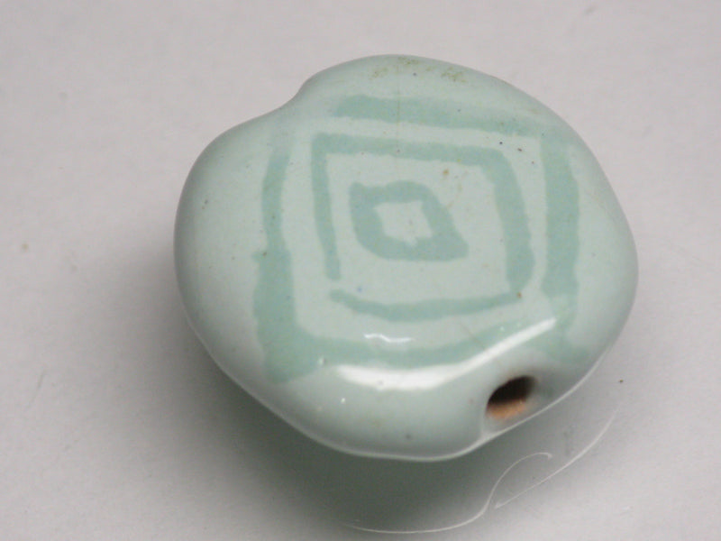 TOKO-BEADS KZ034-44 Kenyan ceramic bead 18.5mm KZ034-44 ケニアセラミックビーズ 18.5mmKazuri カズリビーズ Asian bead & African bead  Handmade,Lampeork,bead,asia,india,ethnic,parts,accessory,beads とんぼ玉,ビーズ,トンボ玉,アジア,インド,エスニック,手作り,パーツ,アクセサリー