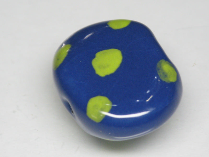 TOKO-BEADS KZ121-09 Kenyan ceramic bead 22mm KZ121-09 ケニアセラミックビーズ 22mm Asian bead & African bead  Handmade,Lampeork,bead,asia,india,ethnic,parts,accessory,beads とんぼ玉,ビーズ,トンボ玉,アジア,インド,エスニック,手作り,パーツ,アクセサリー