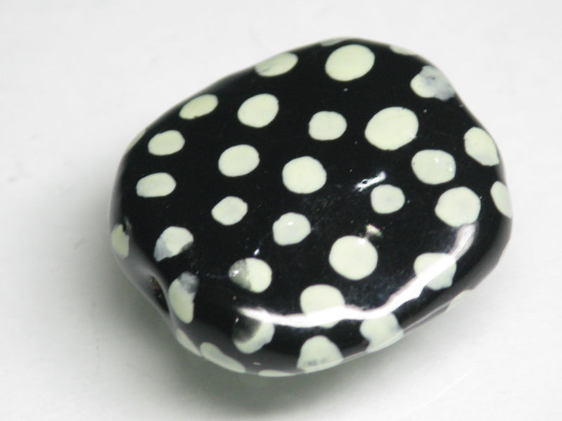 TOKO-BEADS KZ131-38 Kenyan ceramic bead 23mm KZ131-38 ケニアセラミックビーズ 23mmKazuri カズリビーズ Asian bead & African bead  Handmade,Lampeork,bead,asia,india,ethnic,parts,accessory,beads とんぼ玉,ビーズ,トンボ玉,アジア,インド,エスニック,手作り,パーツ,アクセサリー