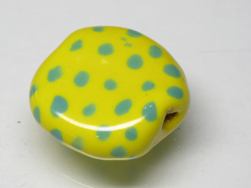 TOKO-BEADS KZ133-01 Kenyan ceramic bead 18.5mm KZ133-01 ケニアセラミックビーズ 18.5mmKazuri カズリビーズ Asian bead & African bead  Handmade,Lampeork,bead,asia,india,ethnic,parts,accessory,beads とんぼ玉,ビーズ,トンボ玉,アジア,インド,エスニック,手作り,パーツ,アクセサリー