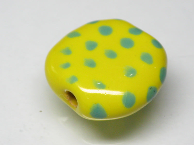 TOKO-BEADS KZ133-01 Kenyan ceramic bead 18.5mm KZ133-01 ケニアセラミックビーズ 18.5mmKazuri カズリビーズ Asian bead & African bead  Handmade,Lampeork,bead,asia,india,ethnic,parts,accessory,beads とんぼ玉,ビーズ,トンボ玉,アジア,インド,エスニック,手作り,パーツ,アクセサリー