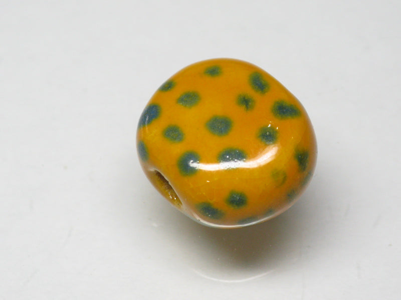 TOKO-BEADS KZ134-09 Kenyan ceramic bead 14mm KZ134-09 ケニアセラミックビーズ 14mmKazuri カズリビーズ Asian bead & African bead  Handmade,Lampeork,bead,asia,india,ethnic,parts,accessory,beads とんぼ玉,ビーズ,トンボ玉,アジア,インド,エスニック,手作り,パーツ,アクセサリー