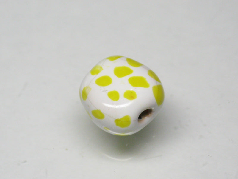 TOKO-BEADS KZ135-01 Kenyan ceramic bead 10mm KZ135-01 ケニアセラミックビーズ 10mmKazuri カズリビーズ Asian bead & African bead  Handmade,Lampeork,bead,asia,india,ethnic,parts,accessory,beads とんぼ玉,ビーズ,トンボ玉,アジア,インド,エスニック,手作り,パーツ,アクセサリー