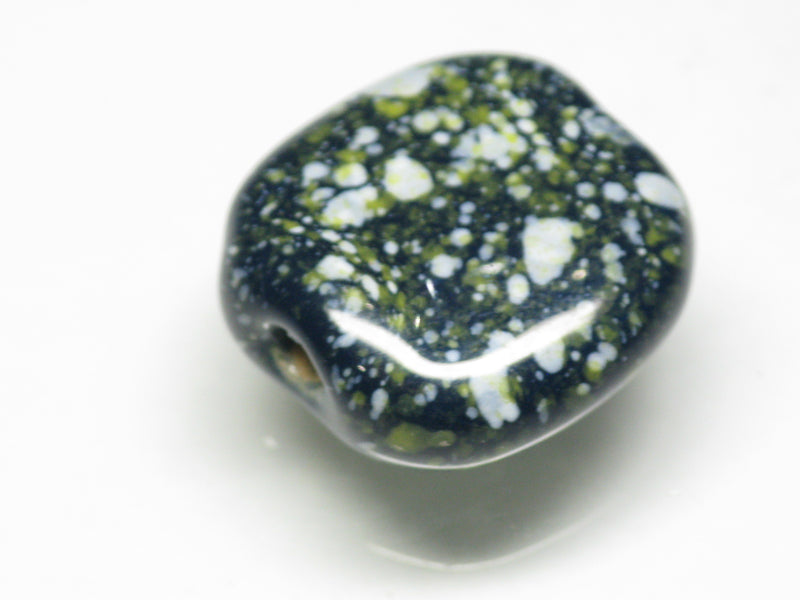 TOKO-BEADS KZ143-45 Kenyan ceramic bead 18mm KZ143-45 ケニアセラミックビーズ 18mmKazuri カズリビーズ Asian bead & African bead  Handmade,Lampeork,bead,asia,india,ethnic,parts,accessory,beads とんぼ玉,ビーズ,トンボ玉,アジア,インド,エスニック,手作り,パーツ,アクセサリー