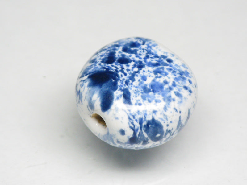 TOKO-BEADS KZ144-01 Kenyan ceramic bead 15mm KZ144-01 ケニアセラミックビーズ 15mmKazuri カズリビーズ Asian bead & African bead  Handmade,Lampeork,bead,asia,india,ethnic,parts,accessory,beads とんぼ玉,ビーズ,トンボ玉,アジア,インド,エスニック,手作り,パーツ,アクセサリー