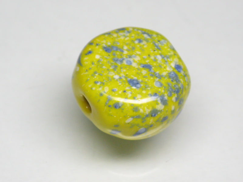 TOKO-BEADS KZ144-04 Kenyan ceramic bead 14.5mm KZ144-04 ケニアセラミックビーズ 14.5mmKazuri カズリビーズ Asian bead & African bead  Handmade,Lampeork,bead,asia,india,ethnic,parts,accessory,beads とんぼ玉,ビーズ,トンボ玉,アジア,インド,エスニック,手作り,パーツ,アクセサリー
