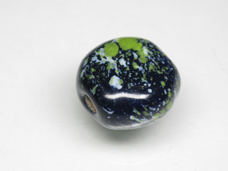 TOKO-BEADS KZ144-39 Kenyan ceramic bead 14mm KZ144-39 ケニアセラミックビーズ 14mmKazuri カズリビーズ Asian bead & African bead  Handmade,Lampeork,bead,asia,india,ethnic,parts,accessory,beads とんぼ玉,ビーズ,トンボ玉,アジア,インド,エスニック,手作り,パーツ,アクセサリー