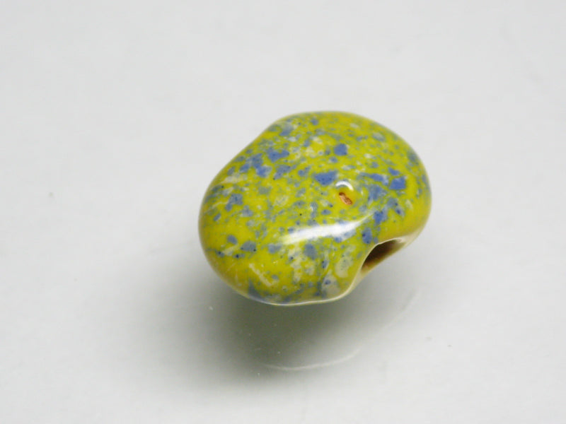 TOKO-BEADS KZ147-22 Kenyan ceramic bead 13~14mm KZ147-22 ケニアセラミックビーズ 13~14mmKazuri カズリビーズ Asian bead & African bead  Handmade,Lampeork,bead,asia,india,ethnic,parts,accessory,beads とんぼ玉,ビーズ,トンボ玉,アジア,インド,エスニック,手作り,パーツ,アクセサリー