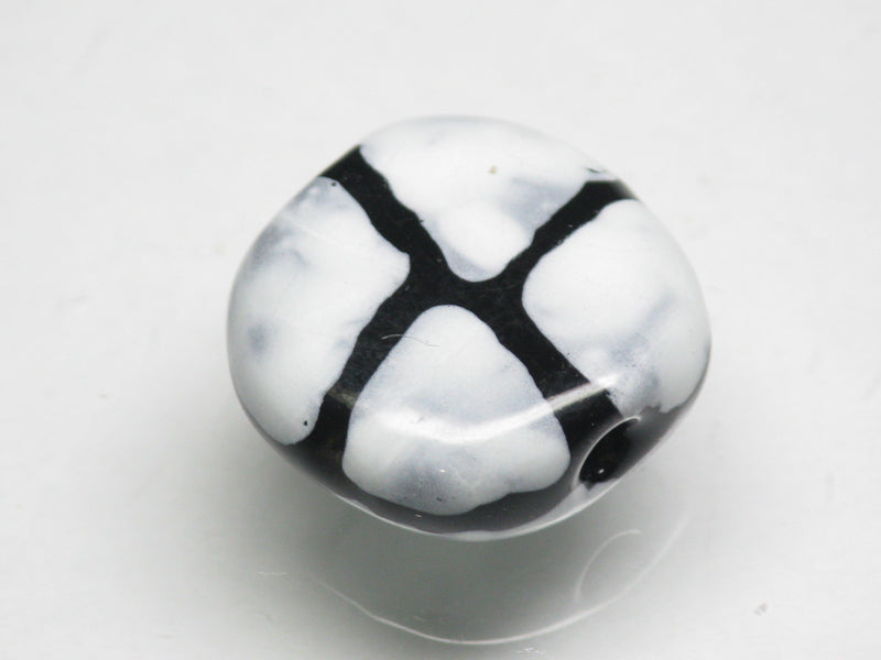 TOKO-BEADS KZ151-01 Kenyan ceramic bead 17mm KZ151-01 Kazuri ケニアセラミックビーズ 17mm Asian bead & African bead  Handmade,Lampeork,bead,asia,india,ethnic,parts,accessory,beads とんぼ玉,ビーズ,トンボ玉,アジア,インド,エスニック,手作り,パーツ,アクセサリー