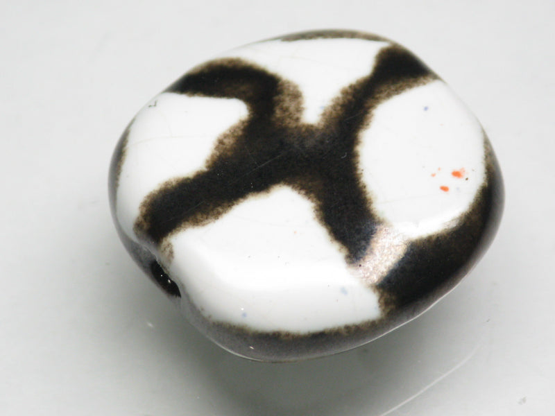 TOKO-BEADS KZ151-06 Kenyan ceramic bead 23mm KZ151-06 ケニアセラミックビーズ 23mmKazuri カズリビーズ Asian bead & African bead  Handmade,Lampeork,bead,asia,india,ethnic,parts,accessory,beads とんぼ玉,ビーズ,トンボ玉,アジア,インド,エスニック,手作り,パーツ,アクセサリー