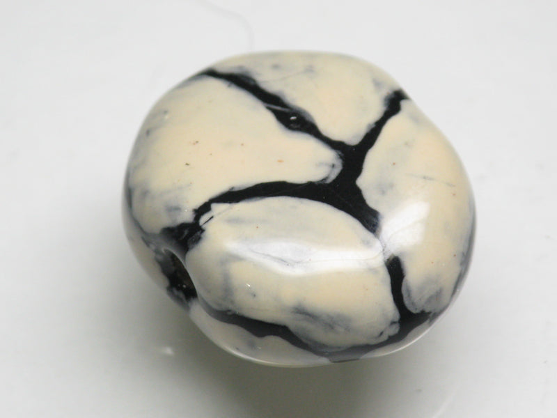 TOKO-BEADS KZ151-07 Kenyan ceramic bead 19mm KZ151-07 ケニアセラミックビーズ 19mmKazuri カズリビーズ Asian bead & African bead  Handmade,Lampeork,bead,asia,india,ethnic,parts,accessory,beads とんぼ玉,ビーズ,トンボ玉,アジア,インド,エスニック,手作り,パーツ,アクセサリー