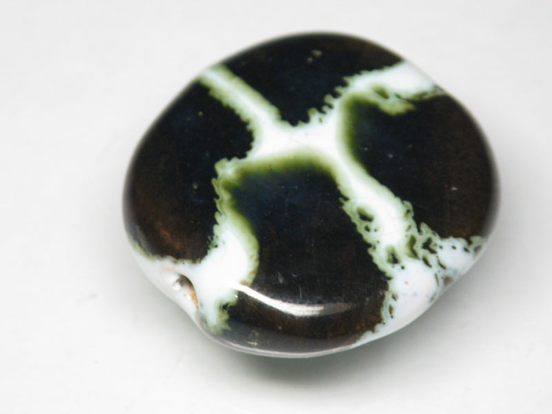 TOKO-BEADS KZ151-46 Kenyan ceramic bead 23mm KZ151-46 ケニアセラミックビーズ 23mmKazuri カズリビーズ Asian bead & African bead  Handmade,Lampeork,bead,asia,india,ethnic,parts,accessory,beads とんぼ玉,ビーズ,トンボ玉,アジア,インド,エスニック,手作り,パーツ,アクセサリー
