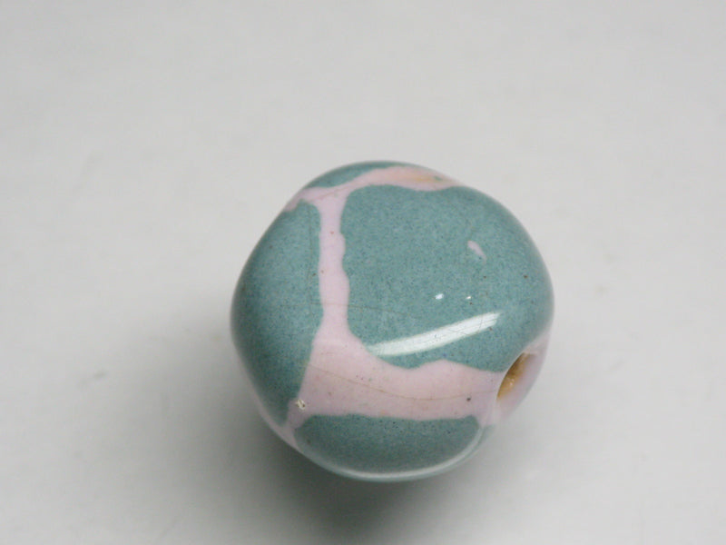 TOKO-BEADS KZ154-09 Kenyan ceramic bead 15~16mm KZ154-09 Kazuri ケニアセラミックビーズ 15~16mm Asian bead & African bead  Handmade,Lampeork,bead,asia,india,ethnic,parts,accessory,beads とんぼ玉,ビーズ,トンボ玉,アジア,インド,エスニック,手作り,パーツ,アクセサリー