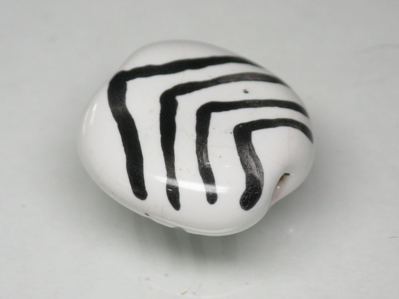 TOKO-BEADS KZ161-25 Kenyan ceramic bead 18mm KZ161-25 ケニアセラミックビーズ 18mmKazuri カズリビーズ Asian bead & African bead  Handmade,Lampeork,bead,asia,india,ethnic,parts,accessory,beads とんぼ玉,ビーズ,トンボ玉,アジア,インド,エスニック,手作り,パーツ,アクセサリー