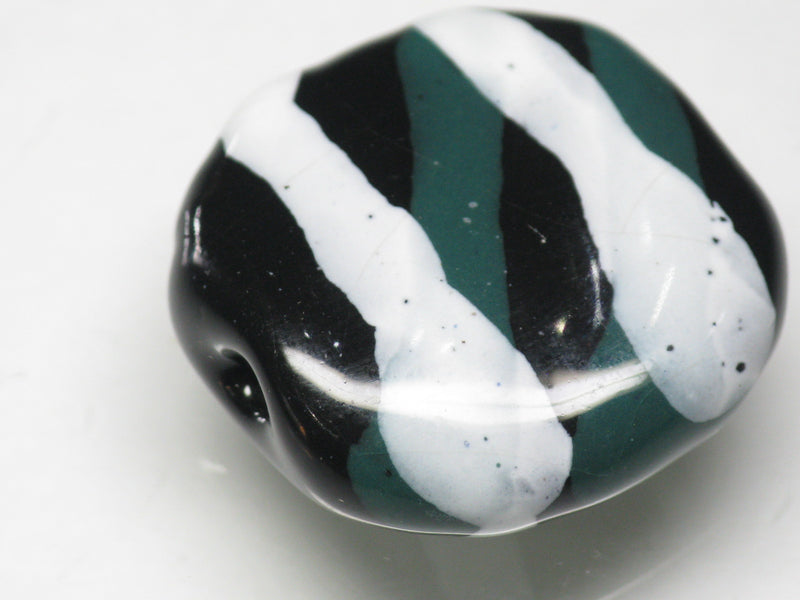 TOKO-BEADS KZ171-04 Kenyan ceramic bead 23mm KZ171-04 ケニアセラミックビーズ 23mmKazuri カズリビーズ Asian bead & African bead  Handmade,Lampeork,bead,asia,india,ethnic,parts,accessory,beads とんぼ玉,ビーズ,トンボ玉,アジア,インド,エスニック,手作り,パーツ,アクセサリー