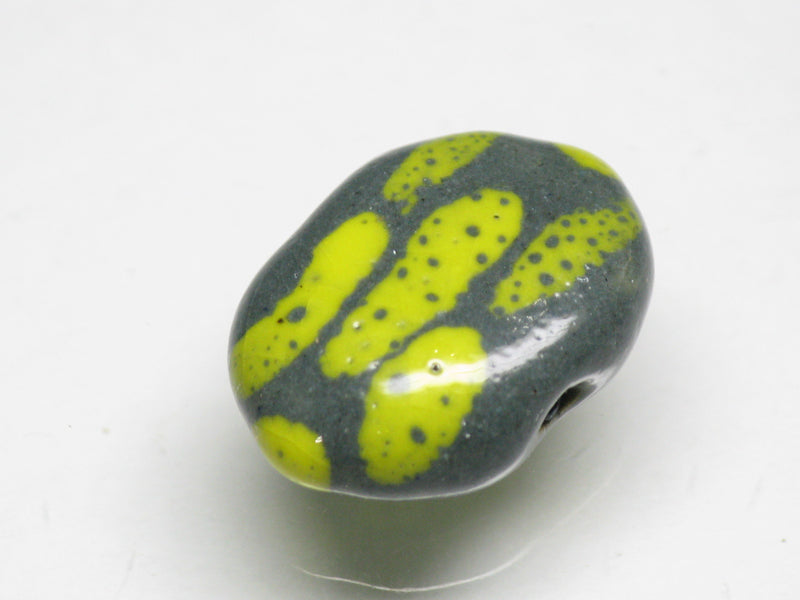 TOKO-BEADS KZ176-01 Kenyan ceramic bead 18mm KZ176-01 Kazuri ケニアセラミックビーズ 18mm Asian bead & African bead  Handmade,Lampeork,bead,asia,india,ethnic,parts,accessory,beads とんぼ玉,ビーズ,トンボ玉,アジア,インド,エスニック,手作り,パーツ,アクセサリー