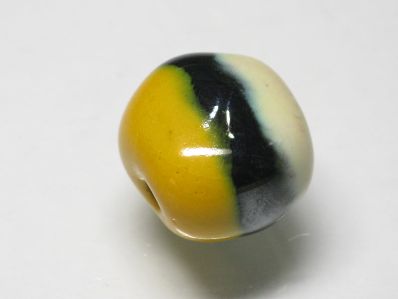 TOKO-BEADS KZ204-07 Kenyan ceramic bead 15~16mm KZ204-07 ケニアセラミックビーズ 15~16mmKazuri カズリビーズ Asian bead & African bead  Handmade,Lampeork,bead,asia,india,ethnic,parts,accessory,beads とんぼ玉,ビーズ,トンボ玉,アジア,インド,エスニック,手作り,パーツ,アクセサリー