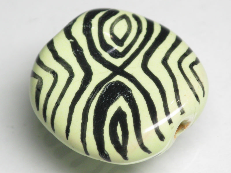 TOKO-BEADS KZ211-04 Kenyan ceramic bead 23mm KZ211-04 ケニアセラミックビーズ 23mmKazuri カズリビーズ Asian bead & African bead  Handmade,Lampeork,bead,asia,india,ethnic,parts,accessory,beads とんぼ玉,ビーズ,トンボ玉,アジア,インド,エスニック,手作り,パーツ,アクセサリー