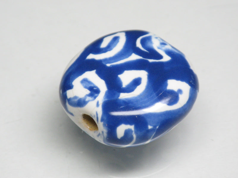 TOKO-BEADS KZ223-06 Kenyan ceramic bead 18.5mm KZ223-06 ケニアセラミックビーズ 18.5mm Asian bead & African bead  Handmade,Lampeork,bead,asia,india,ethnic,parts,accessory,beads とんぼ玉,ビーズ,トンボ玉,アジア,インド,エスニック,手作り,パーツ,アクセサリー
