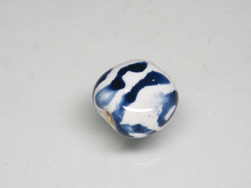 TOKO-BEADS KZ235-02 Kenyan ceramic bead 10mm KZ235-02 ケニアセラミックビーズ 10mmKazuri カズリビーズ Asian bead & African bead  Handmade,Lampeork,bead,asia,india,ethnic,parts,accessory,beads とんぼ玉,ビーズ,トンボ玉,アジア,インド,エスニック,手作り,パーツ,アクセサリー