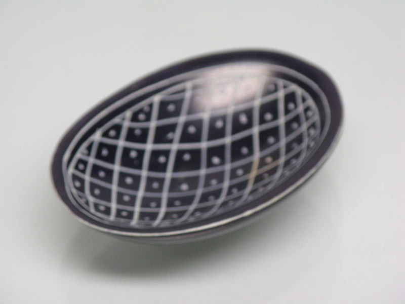 TOKO-BEADS KZ997-24 Kenya Soapstone small plates 52mm KZ997-24 ケニアソープストーン小皿 52mmKazuri カズリビーズ Asian bead & African bead  Handmade,Lampeork,bead,asia,india,ethnic,parts,accessory,beads とんぼ玉,ビーズ,トンボ玉,アジア,インド,エスニック,手作り,パーツ,アクセサリー