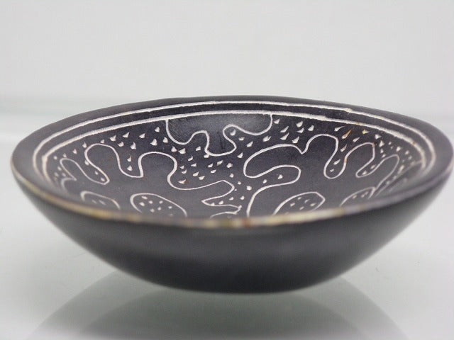 TOKO-BEADS KZ997-35 Kenya Soapstone small plates 53mm KZ997-35 ケニアソープストーン小皿 53mmKazuri カズリビーズ Asian bead & African bead  Handmade,Lampeork,bead,asia,india,ethnic,parts,accessory,beads とんぼ玉,ビーズ,トンボ玉,アジア,インド,エスニック,手作り,パーツ,アクセサリー