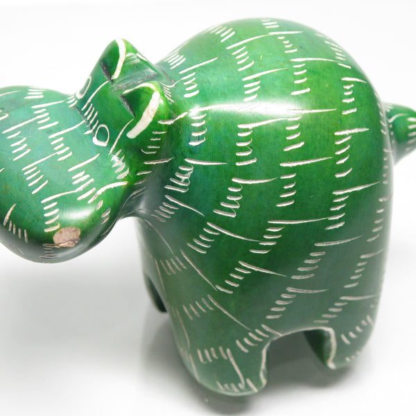 TOKO-BEADS |KZ998-05 ケニアソープストーン（かば） 78mm