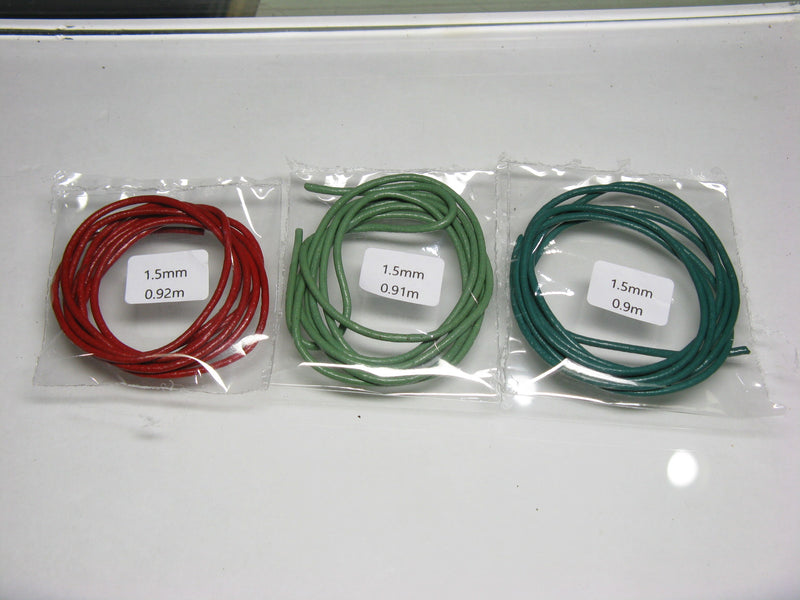 TOKO-BEADS LC999 Leather Cord(φ1/1.5/2.0)short 43pcs 0.5~2mm LC999 レザーコード(φ1/1.5/2.0)1m以下43本セット 0.5~2mm Asian bead & African bead  Handmade,Lampeork,bead,asia,india,ethnic,parts,accessory,beads とんぼ玉,ビーズ,トンボ玉,アジア,インド,エスニック,手作り,パーツ,アクセサリー