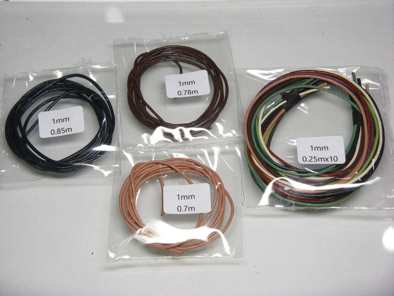 TOKO-BEADS LC999 Leather Cord(φ1/1.5/2.0)short 43pcs 0.5~2mm LC999 レザーコード(φ1/1.5/2.0)1m以下43本セット 0.5~2mm Asian bead & African bead  Handmade,Lampeork,bead,asia,india,ethnic,parts,accessory,beads とんぼ玉,ビーズ,トンボ玉,アジア,インド,エスニック,手作り,パーツ,アクセサリー