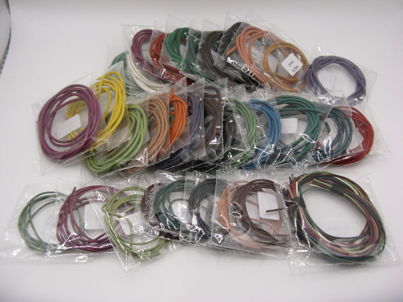 TOKO-BEADS LC999 Leather Cord(φ1/1.5/2.0)short 43pcs 0.5~2mm LC999 レザーコード(φ1/1.5/2.0)1m以下43本セット 0.5~2mm Asian bead & African bead  Handmade,Lampeork,bead,asia,india,ethnic,parts,accessory,beads とんぼ玉,ビーズ,トンボ玉,アジア,インド,エスニック,手作り,パーツ,アクセサリー