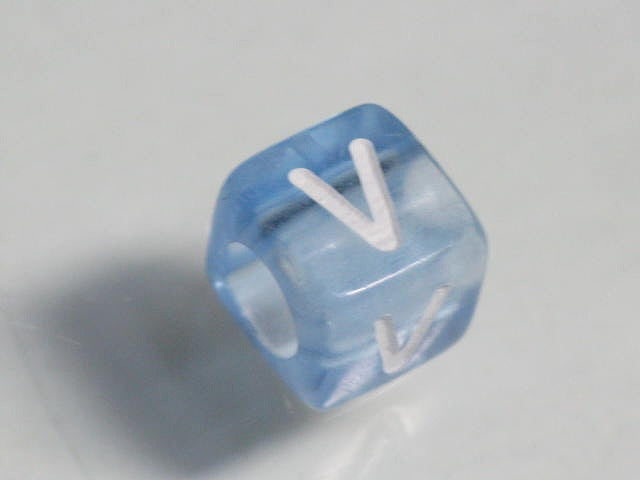 TOKO-BEADS P001-1-V Alphabet (V) 6mm P001-1-V アルファベット（V） 6mm Asian bead & African bead  Handmade,Lampeork,bead,asia,india,ethnic,parts,accessory,beads とんぼ玉,ビーズ,トンボ玉,アジア,インド,エスニック,手作り,パーツ,アクセサリー