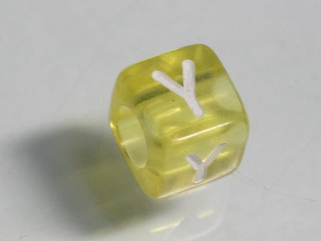 TOKO-BEADS P001-5-Y Alphabet (Y) 6mm P001-5-Y アルファベット（Y） 6mm Asian bead & African bead  Handmade,Lampeork,bead,asia,india,ethnic,parts,accessory,beads とんぼ玉,ビーズ,トンボ玉,アジア,インド,エスニック,手作り,パーツ,アクセサリー