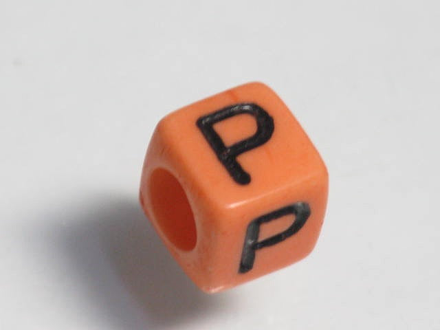 TOKO-BEADS P002-2-P Alphabet (P) 6mm P002-2-P アルファベット（P） 6mm Asian bead & African bead  Handmade,Lampeork,bead,asia,india,ethnic,parts,accessory,beads とんぼ玉,ビーズ,トンボ玉,アジア,インド,エスニック,手作り,パーツ,アクセサリー