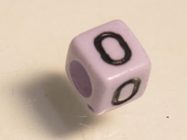 TOKO-BEADS P002-5-O Alphabet (O) 6mm P002-5-O アルファベット（O） 6mm Asian bead & African bead  Handmade,Lampeork,bead,asia,india,ethnic,parts,accessory,beads とんぼ玉,ビーズ,トンボ玉,アジア,インド,エスニック,手作り,パーツ,アクセサリー