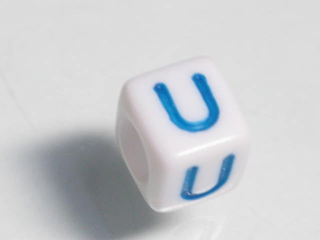 TOKO-BEADS P003-1-U Alphabet (U) 6mm P003-1-U アルファベット（U） 6mm Asian bead & African bead  Handmade,Lampeork,bead,asia,india,ethnic,parts,accessory,beads とんぼ玉,ビーズ,トンボ玉,アジア,インド,エスニック,手作り,パーツ,アクセサリー