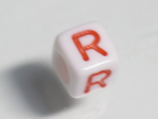 TOKO-BEADS P003-4-R Alphabet (R) 6mm P003-4-R アルファベット（R） 6mm Asian bead & African bead  Handmade,Lampeork,bead,asia,india,ethnic,parts,accessory,beads とんぼ玉,ビーズ,トンボ玉,アジア,インド,エスニック,手作り,パーツ,アクセサリー