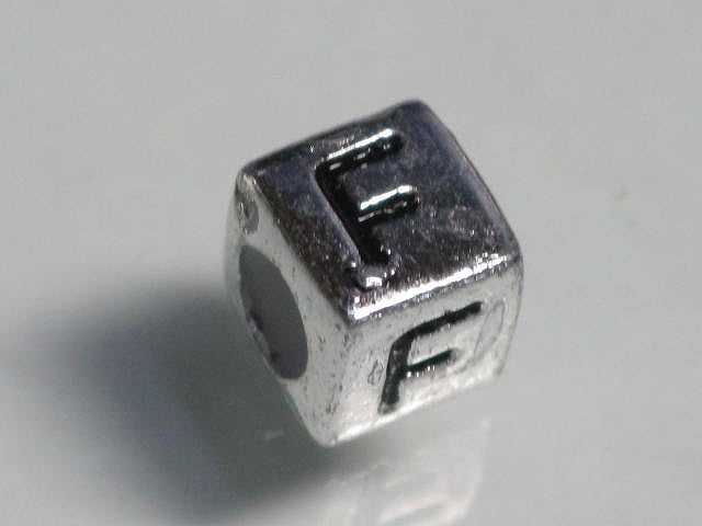TOKO-BEADS P004-2-F Alphabet (F) 6mm P004-2-F アルファベット（F） 6mm Asian bead & African bead  Handmade,Lampeork,bead,asia,india,ethnic,parts,accessory,beads とんぼ玉,ビーズ,トンボ玉,アジア,インド,エスニック,手作り,パーツ,アクセサリー