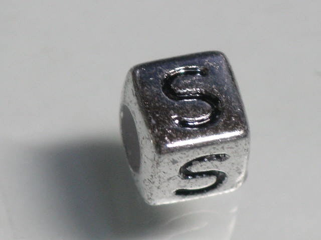 TOKO-BEADS P004-2-S Alphabet (S) 6mm P004-2-S アルファベット（S） 6mm Asian bead & African bead  Handmade,Lampeork,bead,asia,india,ethnic,parts,accessory,beads とんぼ玉,ビーズ,トンボ玉,アジア,インド,エスニック,手作り,パーツ,アクセサリー