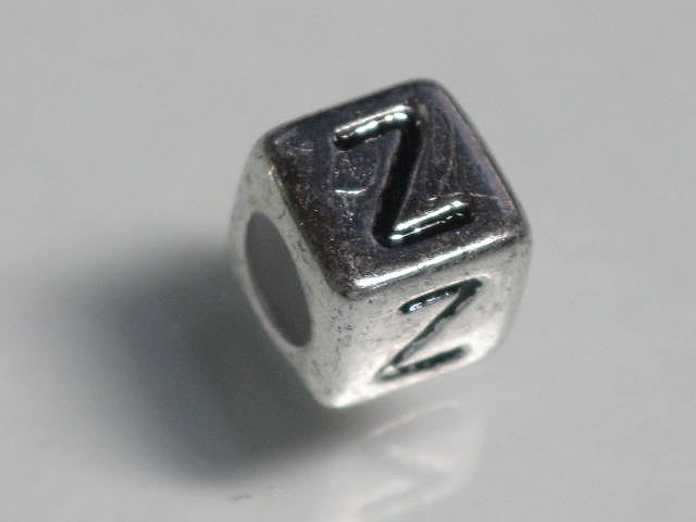 TOKO-BEADS P004-2-Z Alphabet (Z) 6mm P004-2-Z アルファベット（Z） 6mm Asian bead & African bead  Handmade,Lampeork,bead,asia,india,ethnic,parts,accessory,beads とんぼ玉,ビーズ,トンボ玉,アジア,インド,エスニック,手作り,パーツ,アクセサリー
