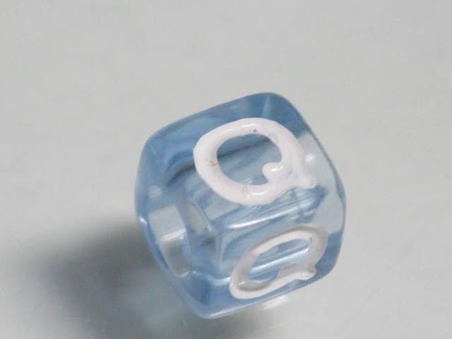 TOKO-BEADS P005-1-Q Alphabet (Q) 7mm P005-1-Q アルファベット（Q） 7mm Asian bead & African bead  Handmade,Lampeork,bead,asia,india,ethnic,parts,accessory,beads とんぼ玉,ビーズ,トンボ玉,アジア,インド,エスニック,手作り,パーツ,アクセサリー