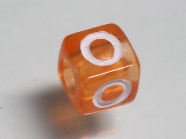 TOKO-BEADS P005-5-O Alphabet (O) 7mm P005-5-O アルファベット（O） 7mm Asian bead & African bead  Handmade,Lampeork,bead,asia,india,ethnic,parts,accessory,beads とんぼ玉,ビーズ,トンボ玉,アジア,インド,エスニック,手作り,パーツ,アクセサリー