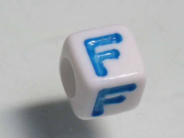 TOKO-BEADS P006-2-F Alphabet (F) 7mm P006-2-F アルファベット（F） 7mm Asian bead & African bead  Handmade,Lampeork,bead,asia,india,ethnic,parts,accessory,beads とんぼ玉,ビーズ,トンボ玉,アジア,インド,エスニック,手作り,パーツ,アクセサリー