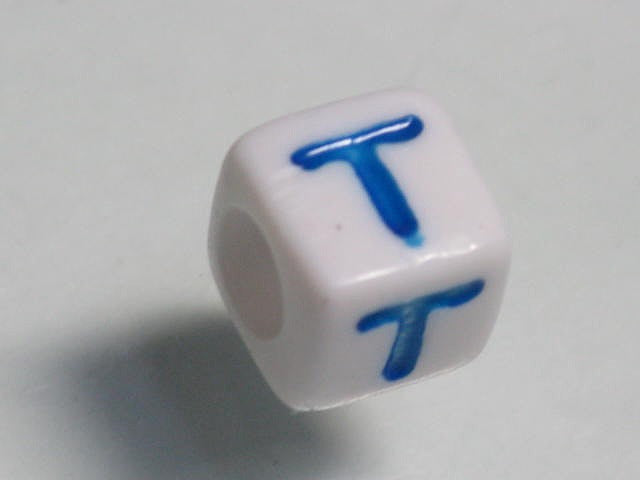 TOKO-BEADS P006-2-T Alphabet (T) 7mm P006-2-T アルファベット（T） 7mm Asian bead & African bead  Handmade,Lampeork,bead,asia,india,ethnic,parts,accessory,beads とんぼ玉,ビーズ,トンボ玉,アジア,インド,エスニック,手作り,パーツ,アクセサリー