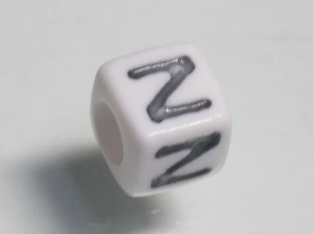 TOKO-BEADS P006-5-Z Alphabet (Z) 7mm P006-5-Z アルファベット（Z） 7mm Asian bead & African bead  Handmade,Lampeork,bead,asia,india,ethnic,parts,accessory,beads とんぼ玉,ビーズ,トンボ玉,アジア,インド,エスニック,手作り,パーツ,アクセサリー