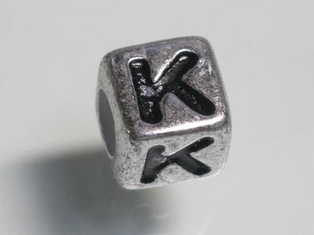 TOKO-BEADS P007-1-K Alphabet (K) 7mm P007-1-K アルファベット（K） 7mm Asian bead & African bead  Handmade,Lampeork,bead,asia,india,ethnic,parts,accessory,beads とんぼ玉,ビーズ,トンボ玉,アジア,インド,エスニック,手作り,パーツ,アクセサリー