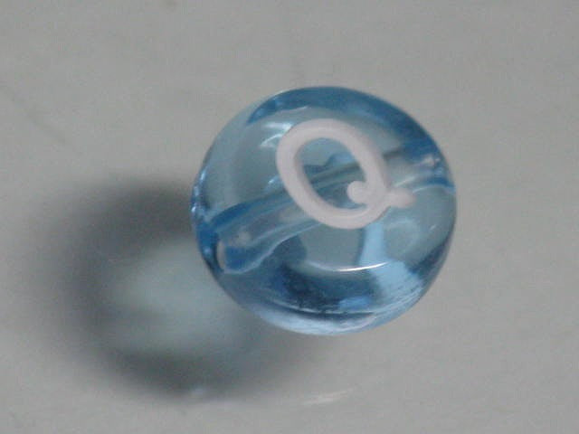 TOKO-BEADS P008-1-Q Alphabet (Q) 7mm P008-1-Q アルファベット（Q） 7mm Asian bead & African bead  Handmade,Lampeork,bead,asia,india,ethnic,parts,accessory,beads とんぼ玉,ビーズ,トンボ玉,アジア,インド,エスニック,手作り,パーツ,アクセサリー