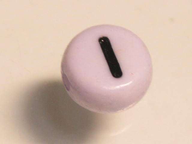 TOKO-BEADS P009-2-I Alphabet (I) 7mm P009-2-I アルファベット（I） 7mm Asian bead & African bead  Handmade,Lampeork,bead,asia,india,ethnic,parts,accessory,beads とんぼ玉,ビーズ,トンボ玉,アジア,インド,エスニック,手作り,パーツ,アクセサリー